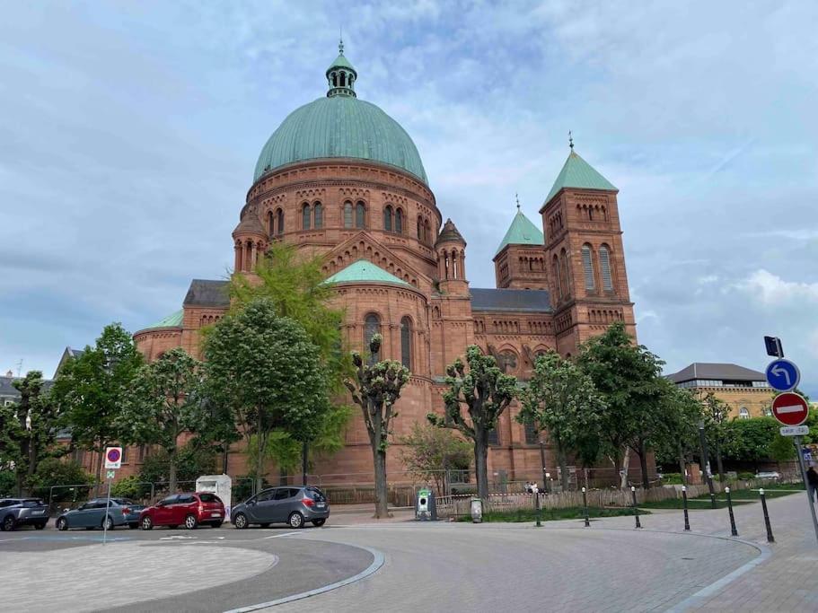 Charmant Duplex Privatise, Climatise, 2 Chambres Straatsburg Buitenkant foto